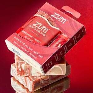 ZUM Pamper & Pucker Gift Set